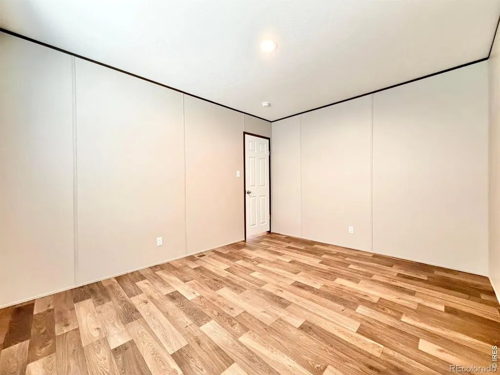 103 Beach Drive Log Lane Village CO 80705