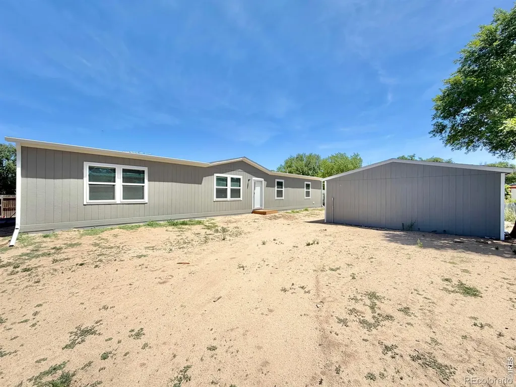 103 Beach Drive Log Lane Village CO 80705