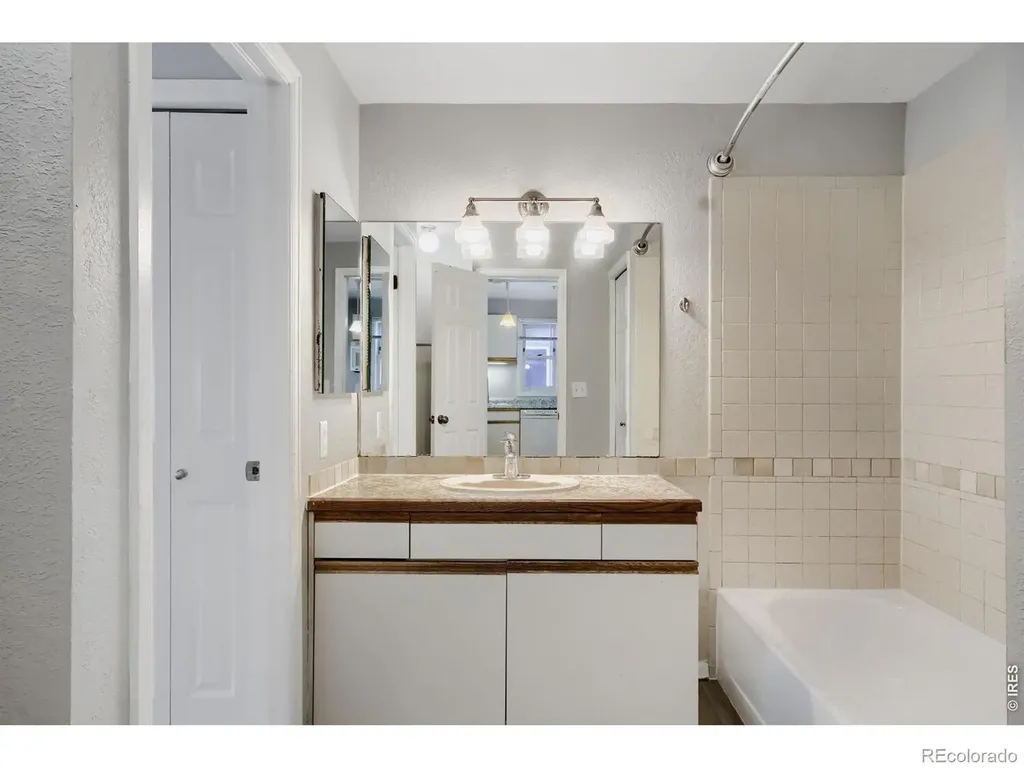 2201 Pearl Street Boulder CO 80302