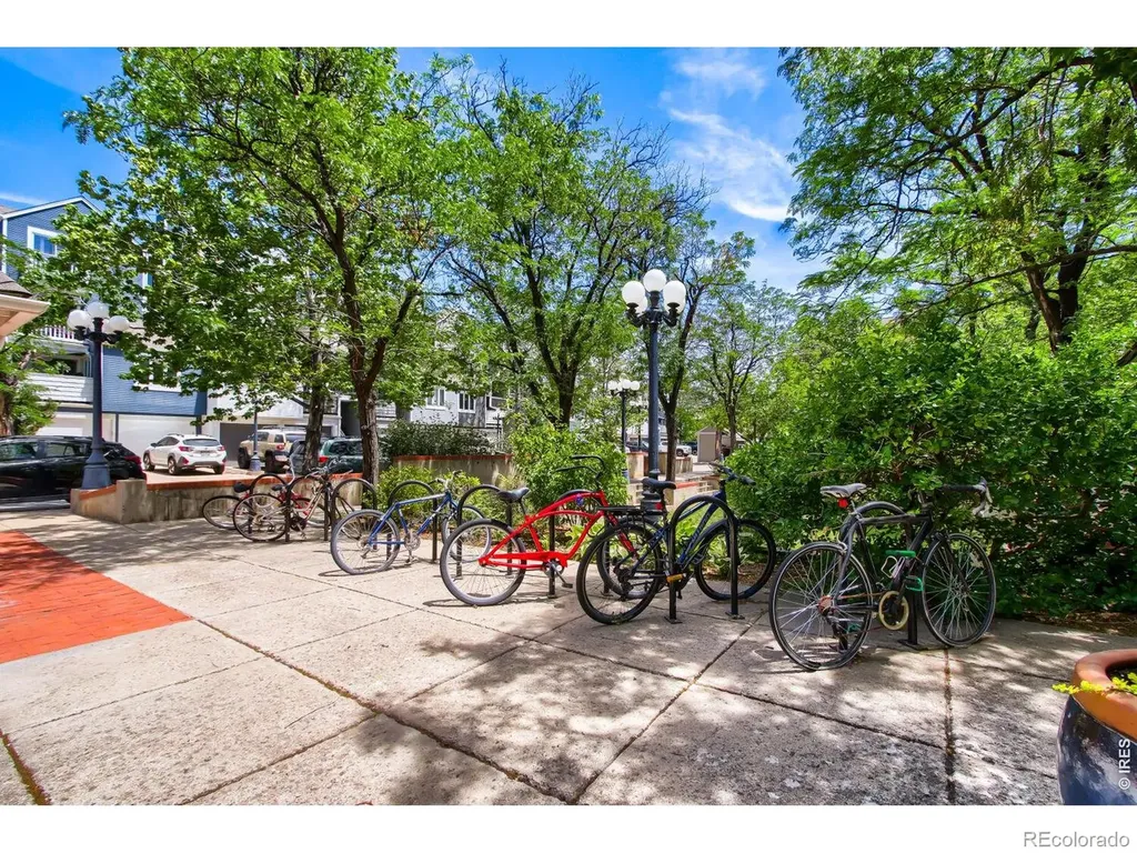2201 Pearl Street Boulder CO 80302