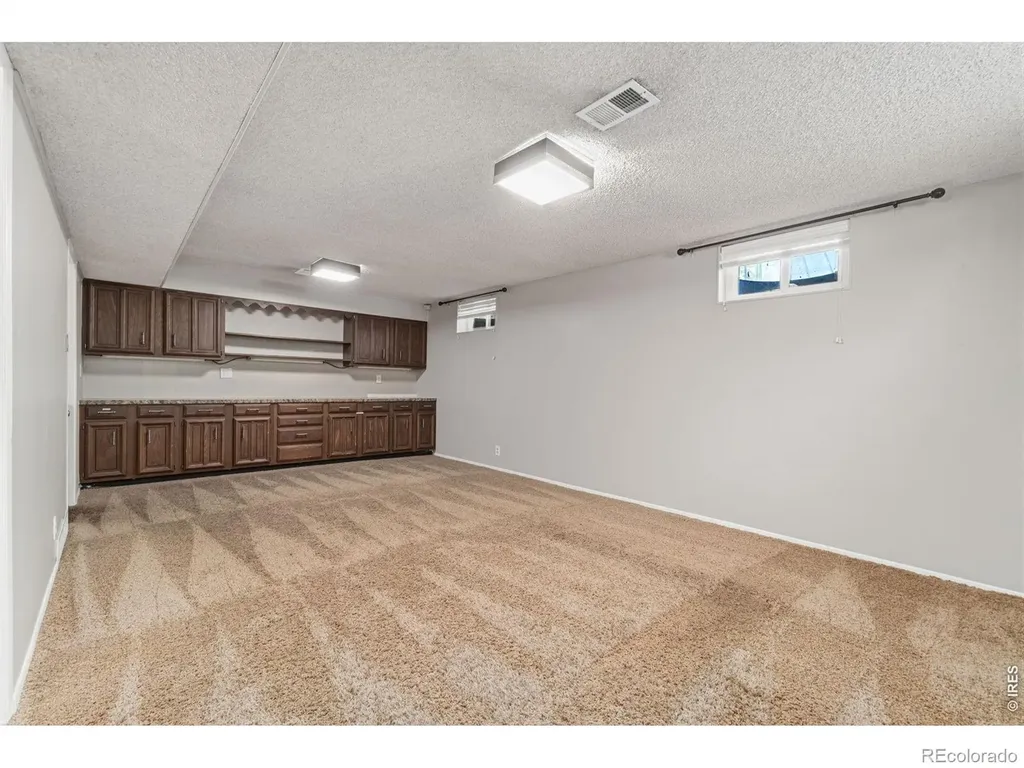7270 Avrum Drive Denver CO 80221