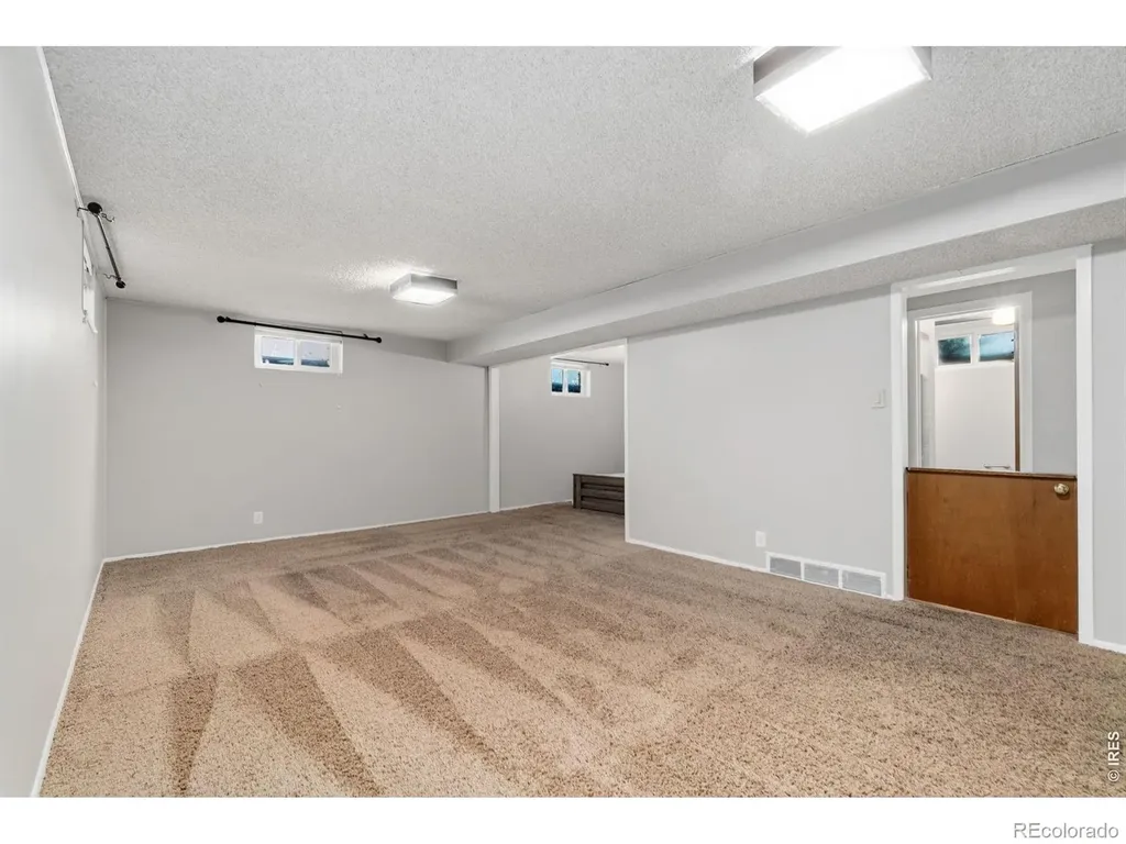 7270 Avrum Drive Denver CO 80221