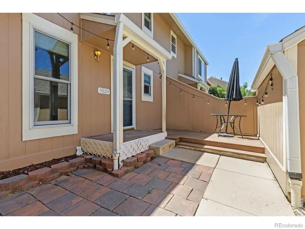923 Reynolds Farm Lane Longmont CO 80503