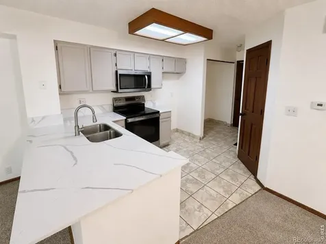 810 S Vance Street Lakewood CO 80226