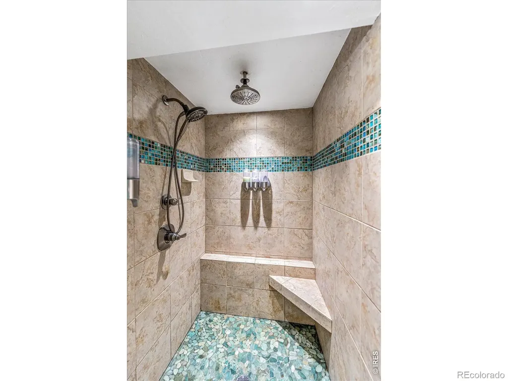 2305 Jewel Street Longmont CO 80501