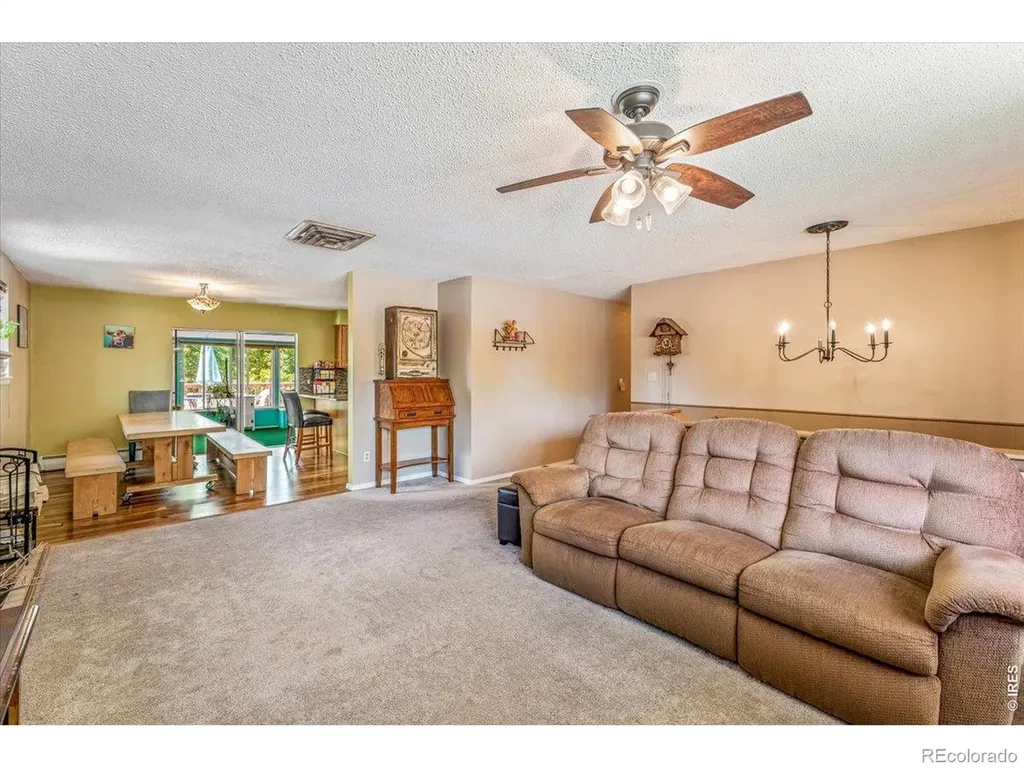 2305 Jewel Street Longmont CO 80501