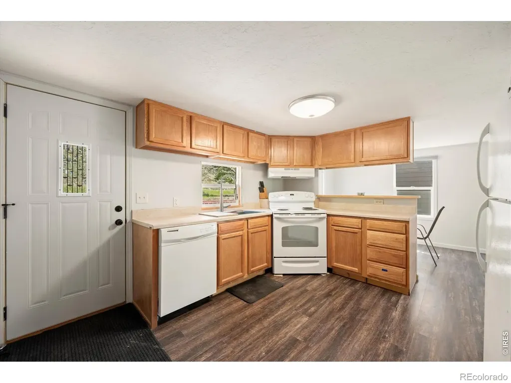 50 Meadow Lane Bellvue CO 80512