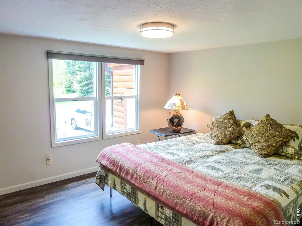 50 Meadow Lane Bellvue CO 80512