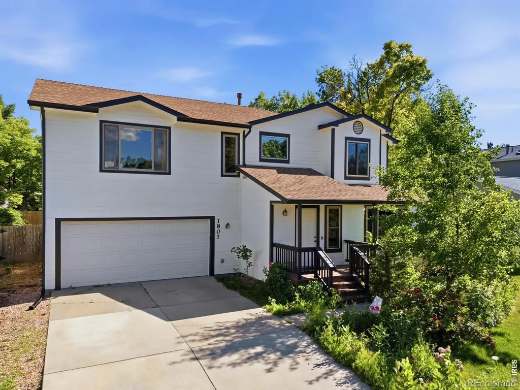 1807 Enfield Street Fort Collins CO 80526
