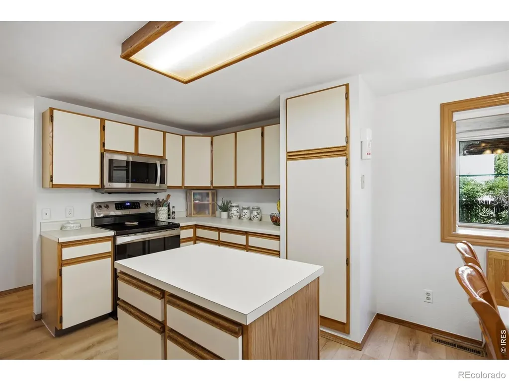 1807 Enfield Street Fort Collins CO 80526