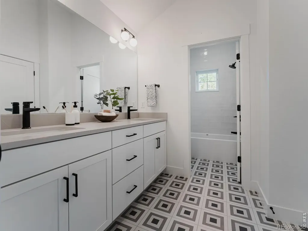 402 E Geneseo Street Lafayette CO 80026
