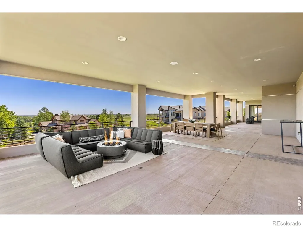 6782 Niwot Hills Drive Longmont CO 80503
