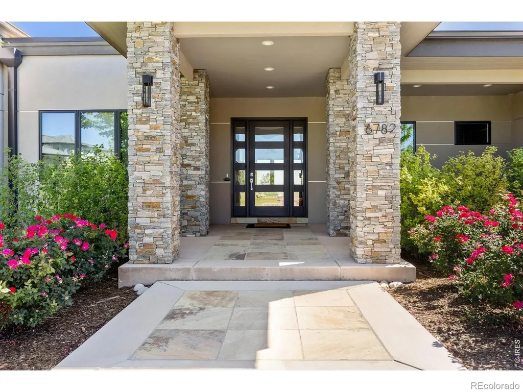 6782 Niwot Hills Drive Longmont CO 80503