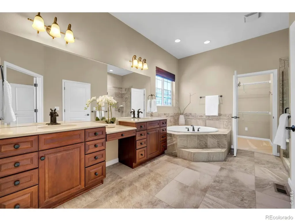 16005 Quandary Loop Broomfield CO 80023