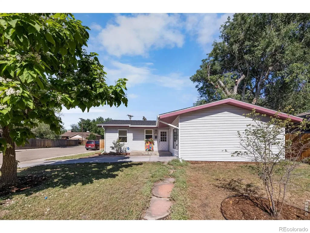 1603 Emery Street Longmont CO 80501