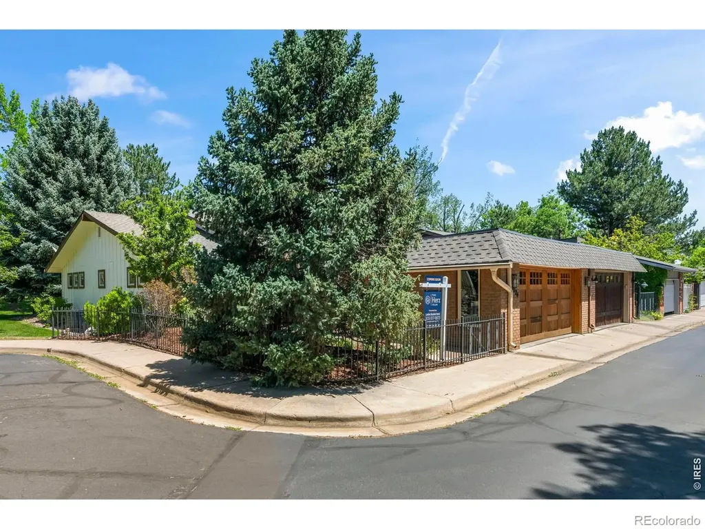 4824 Briar Ridge Court Boulder CO 80301