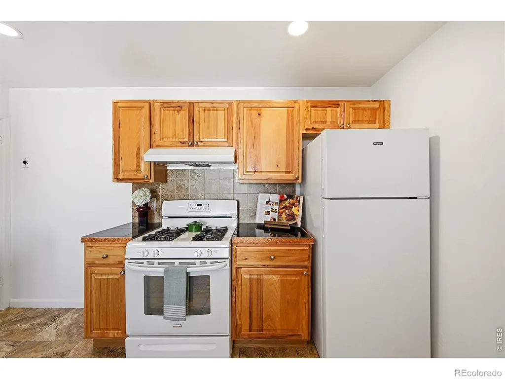 1902 Kenton Street Aurora CO 80010
