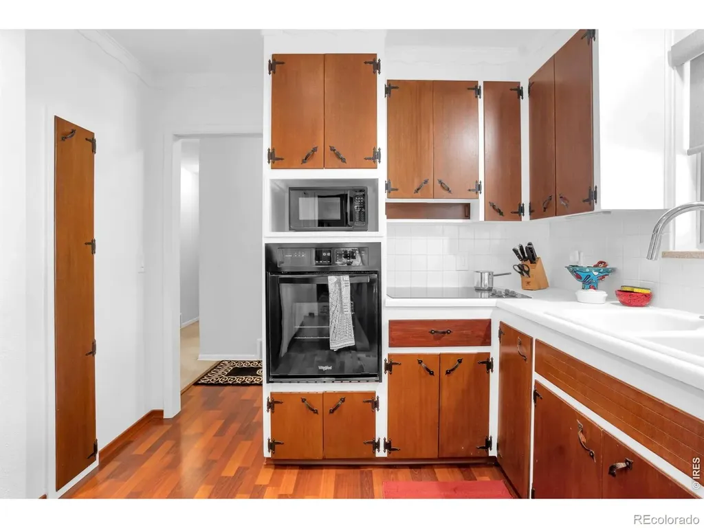 905 W 3rd Avenue Broomfield CO 80020