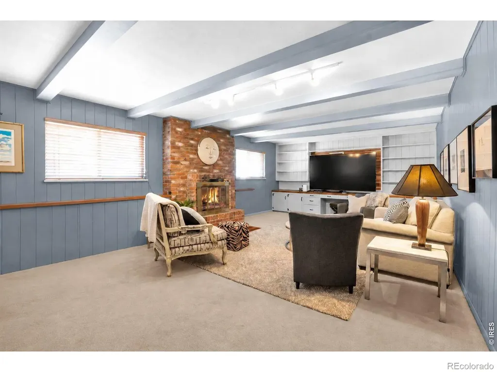 905 W 3rd Avenue Broomfield CO 80020
