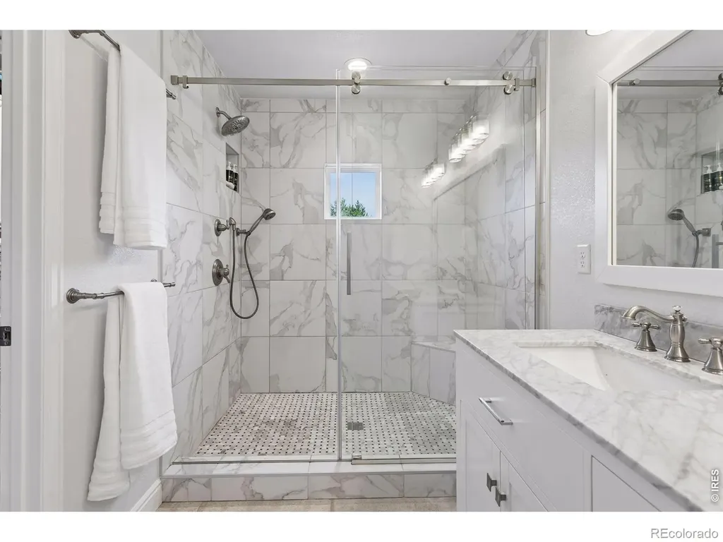 8099 Meadowdale Square Niwot CO 80503