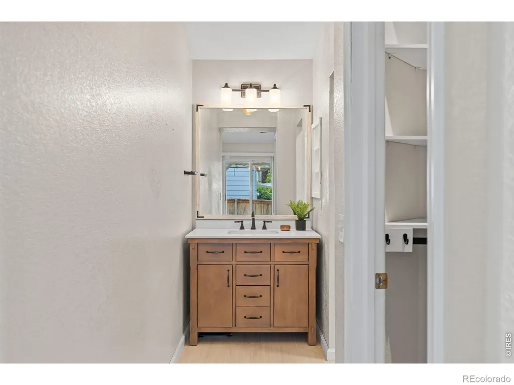 9712 Queenscliffe Drive Highlands Ranch CO 80130