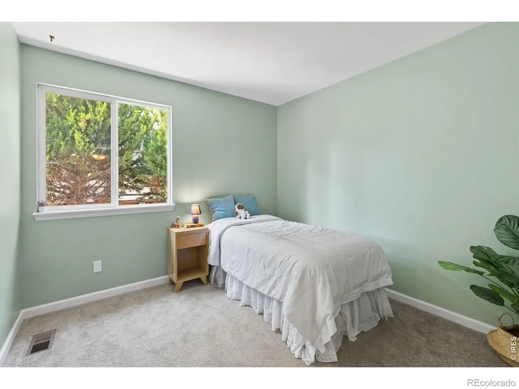 9712 Queenscliffe Drive Highlands Ranch CO 80130