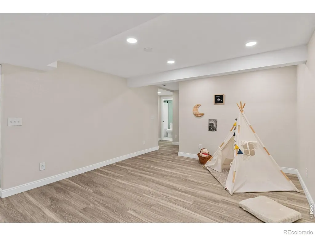 9712 Queenscliffe Drive Highlands Ranch CO 80130
