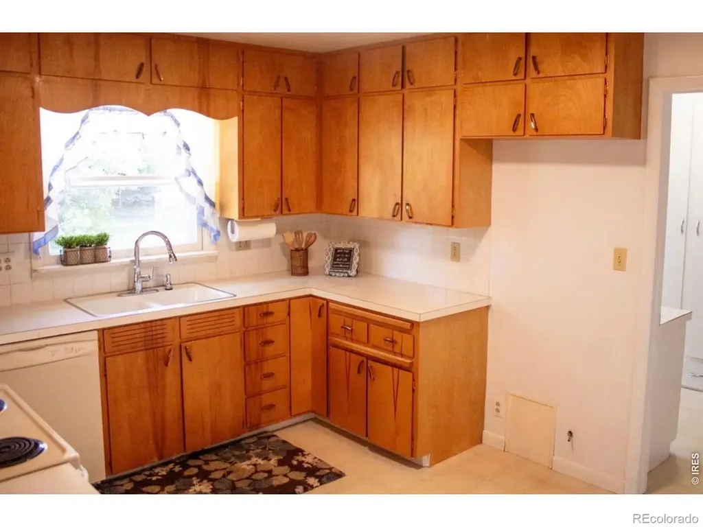 1744 N Overland Trail Fort Collins CO 80521