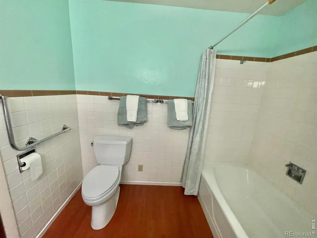 1744 N Overland Trail Fort Collins CO 80521