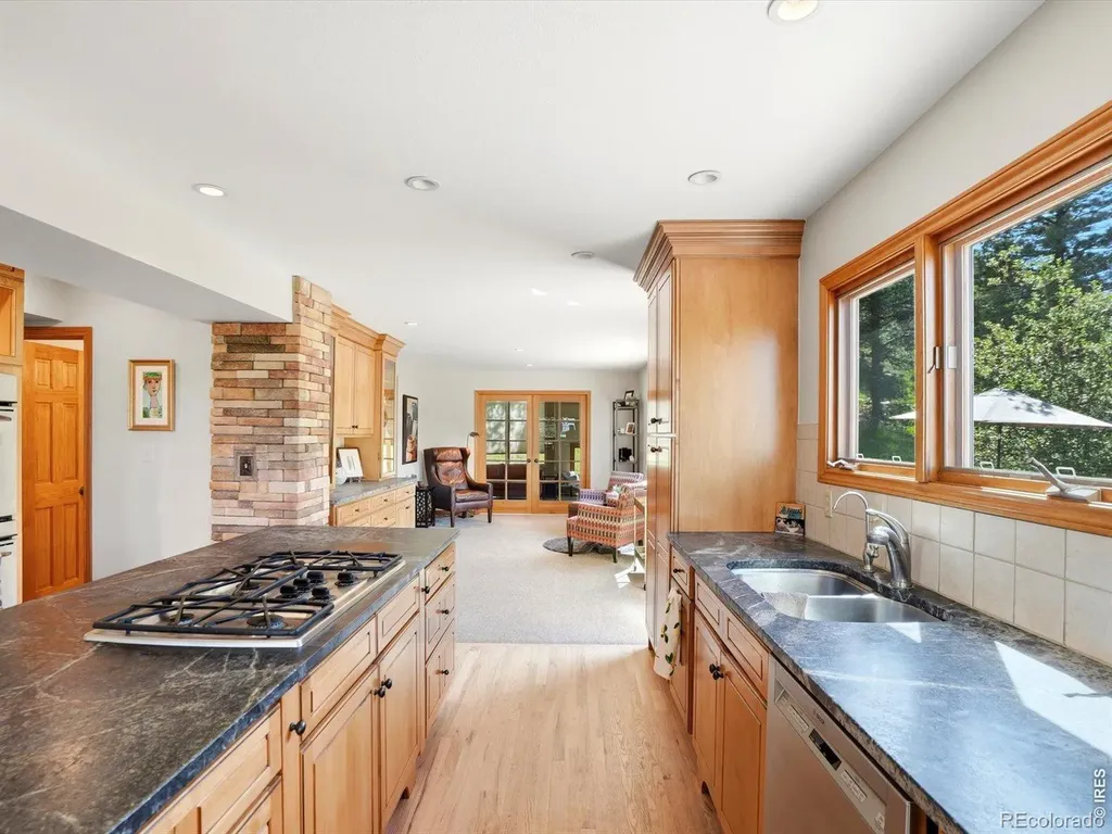 2671 Crestridge Court Boulder CO 80302