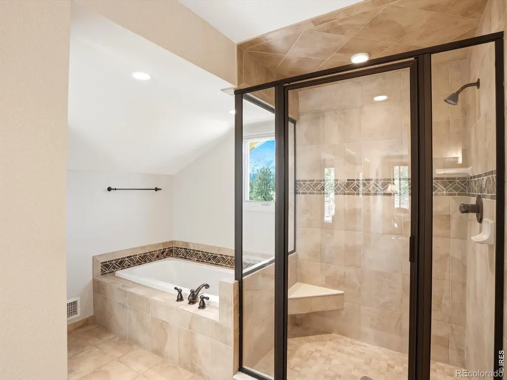 2671 Crestridge Court Boulder CO 80302