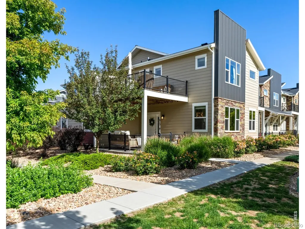 813 Grandview Mdws Drive Longmont CO 80503