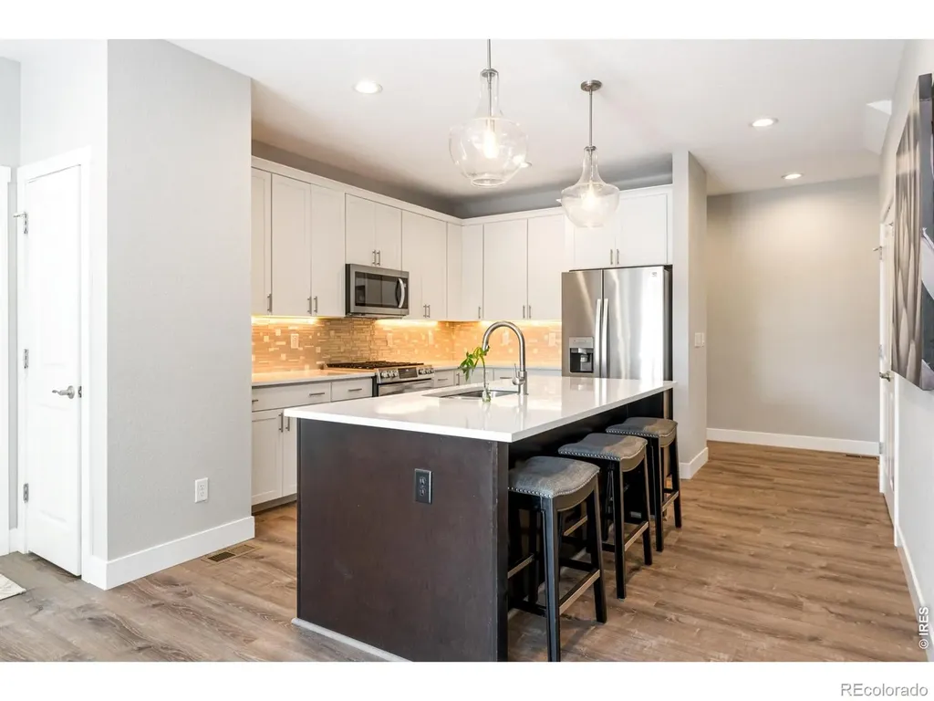 813 Grandview Mdws Drive Longmont CO 80503