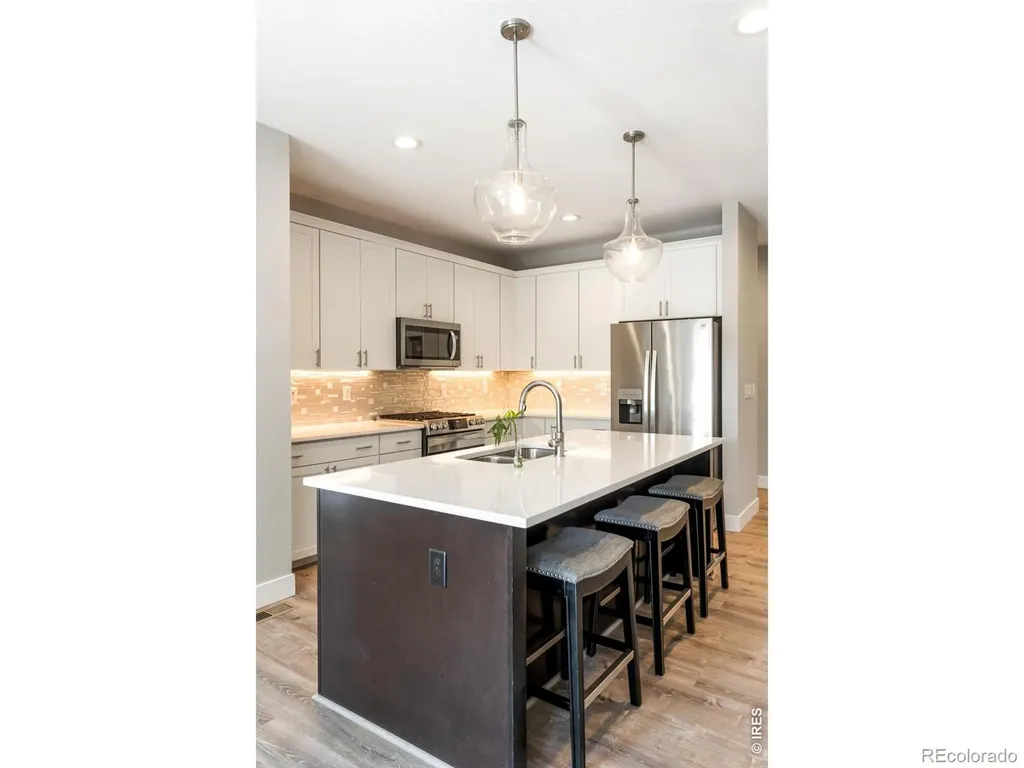 813 Grandview Mdws Drive Longmont CO 80503