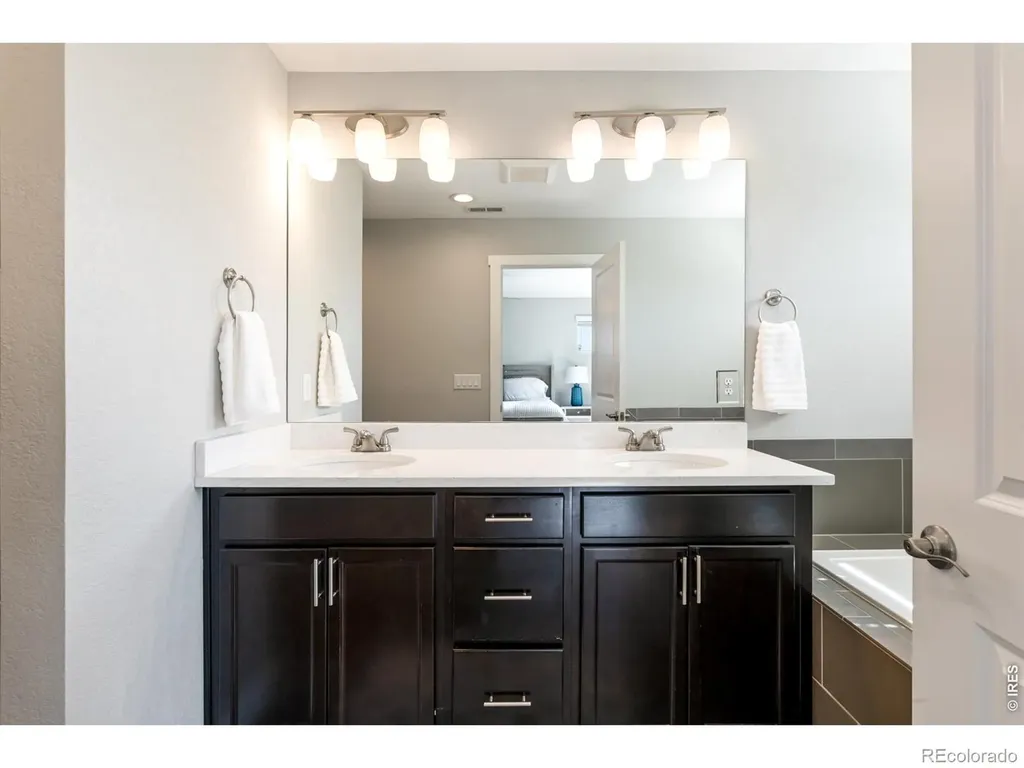 813 Grandview Mdws Drive Longmont CO 80503