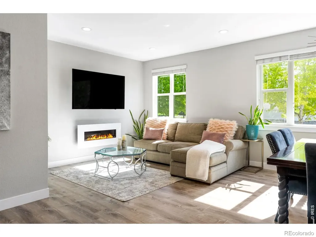 813 Grandview Mdws Drive Longmont CO 80503