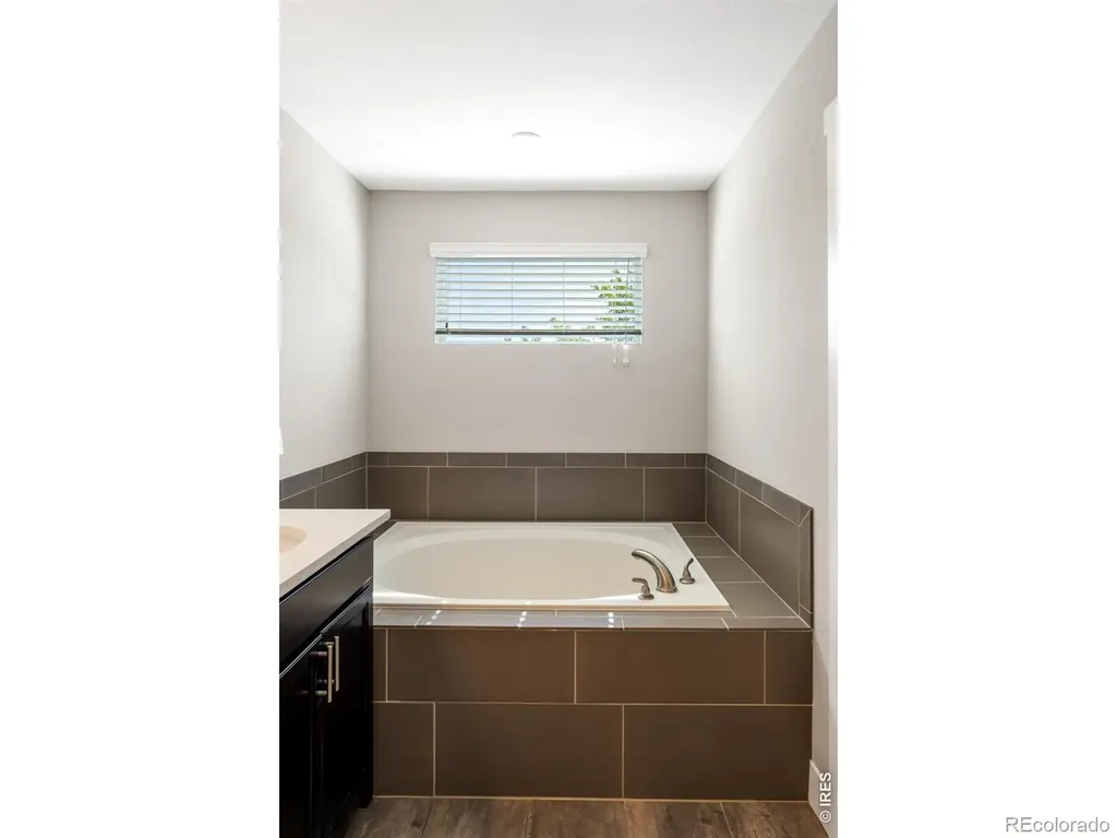 813 Grandview Mdws Drive Longmont CO 80503