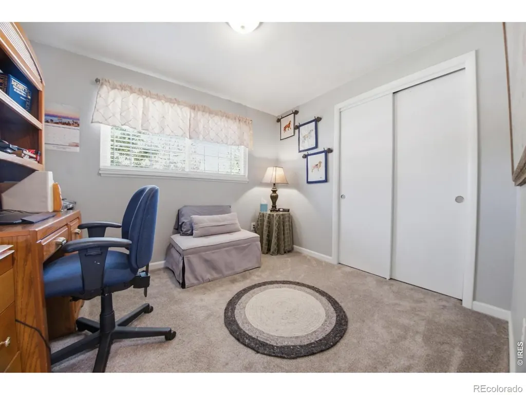 4 S Gay Drive Longmont CO 80501
