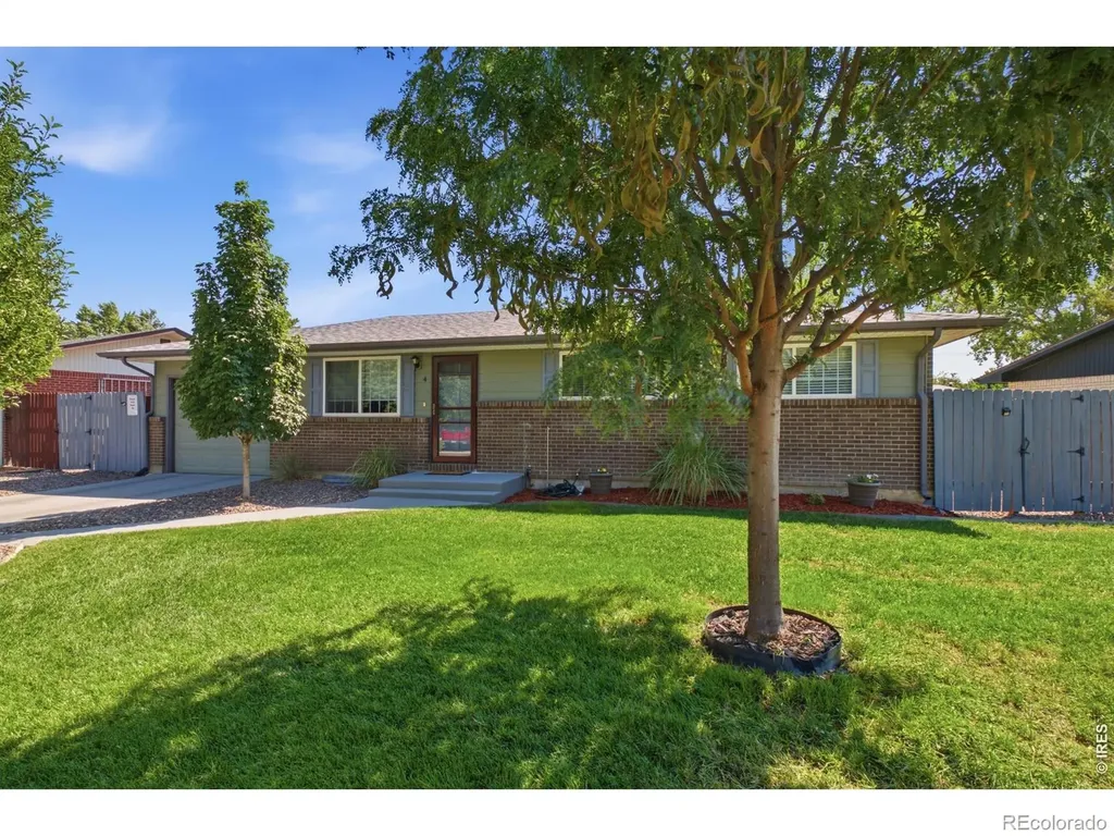 4 S Gay Drive Longmont CO 80501