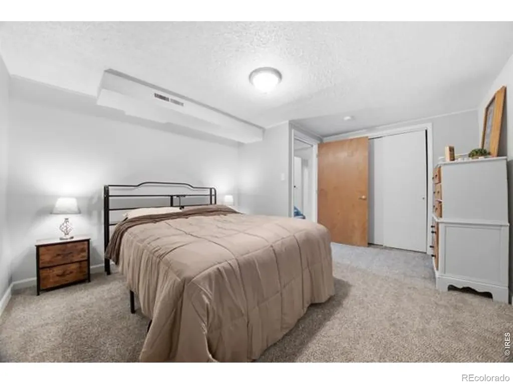 4 S Gay Drive Longmont CO 80501