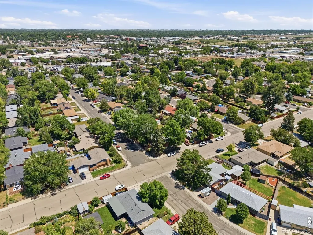 4 S Gay Drive Longmont CO 80501