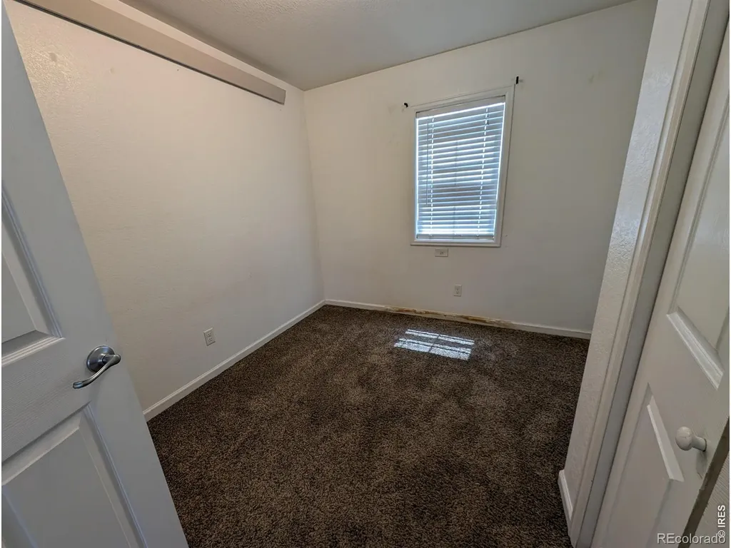 103 S 8th Avenue Sterling CO 80751