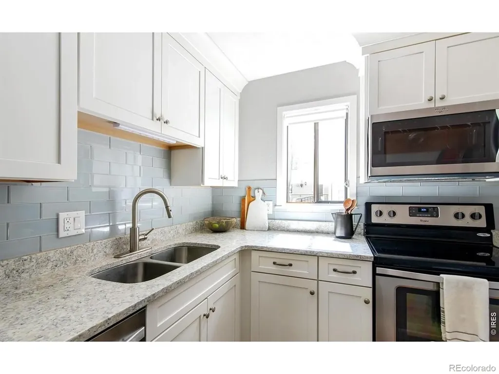 208 Pearl Street Boulder CO 80302