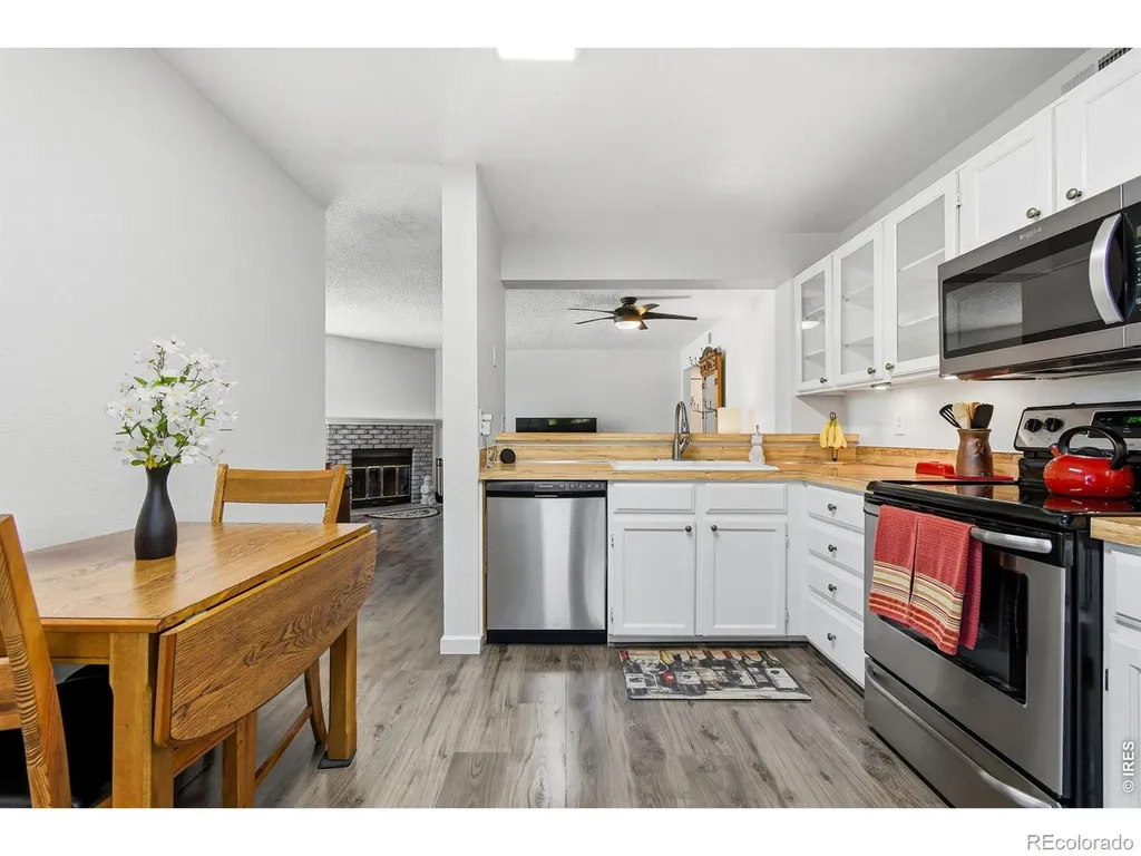 965 S Miller Street Lakewood CO 80226