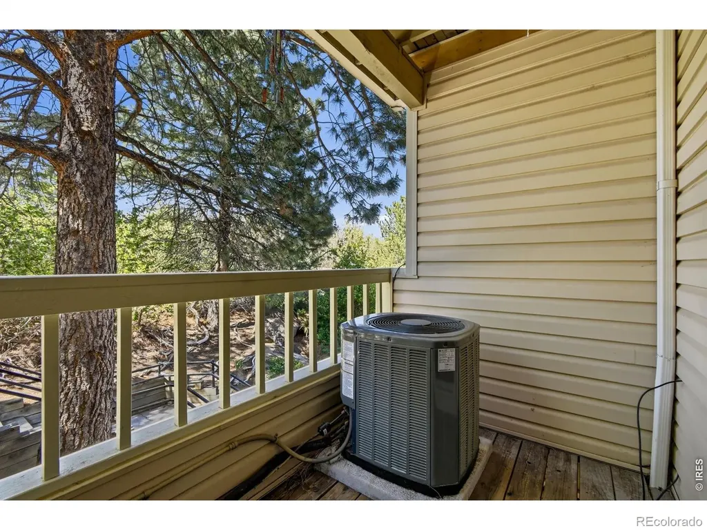 965 S Miller Street Lakewood CO 80226