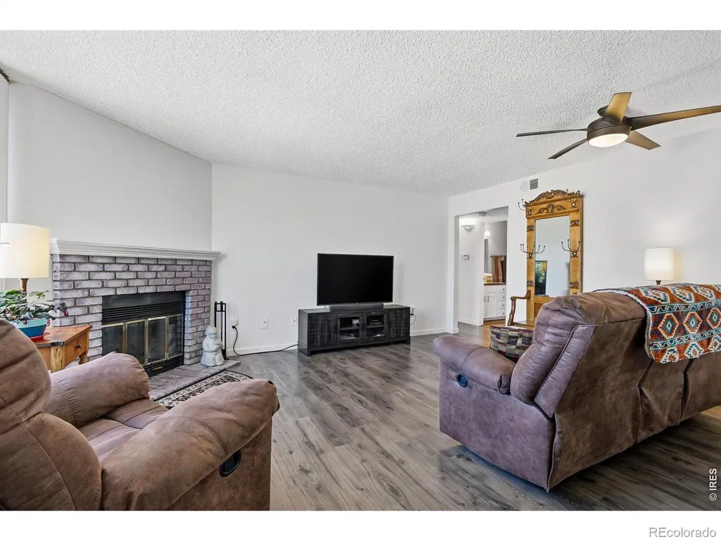 965 S Miller Street Lakewood CO 80226