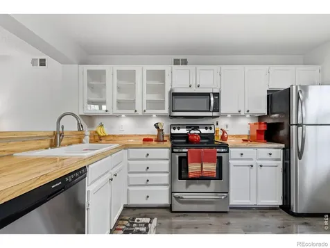 965 S Miller Street Lakewood CO 80226