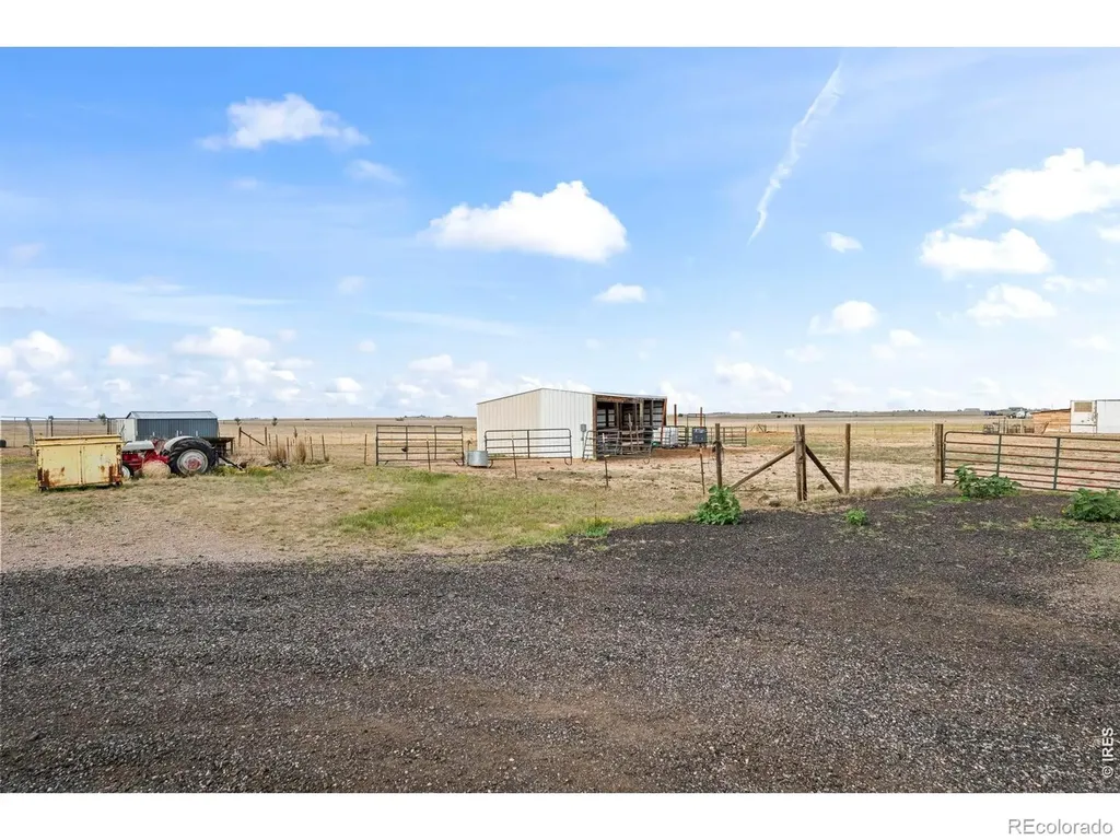 42605 E 112th Avenue Bennett CO 80102