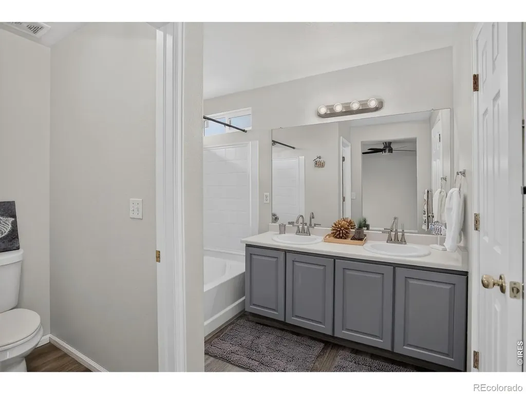 11421 Ebony Street Longmont CO 80504