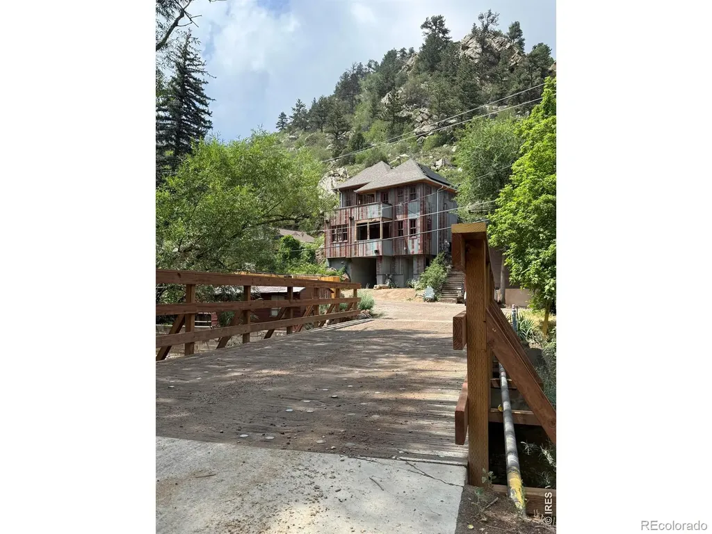 22 Artesian Drive Eldorado Springs CO 80025